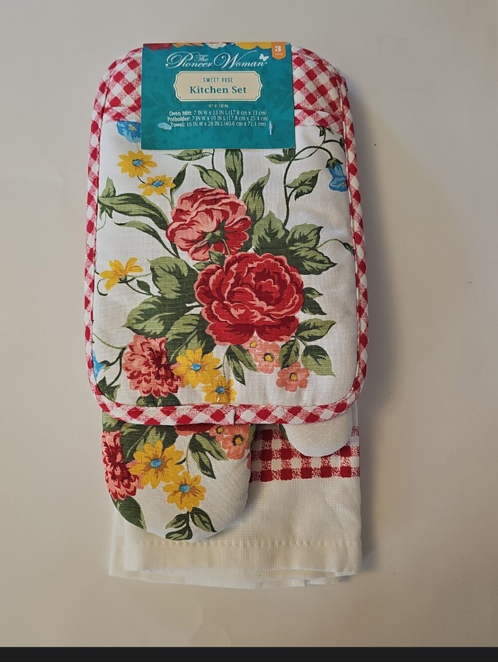 The Pioneer Woman Sweet Rose Kitchen Set Towel Oven Mitt and Potholder NEW